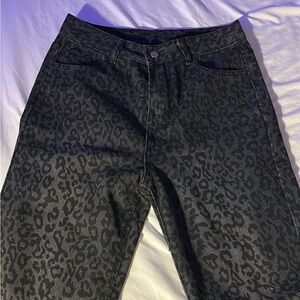 Commense leopard print jeans
